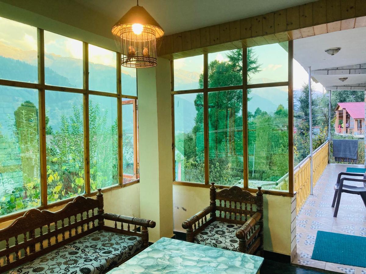 Woods Villa- A Luxury Mountains View Cottages Manali  Exterior photo