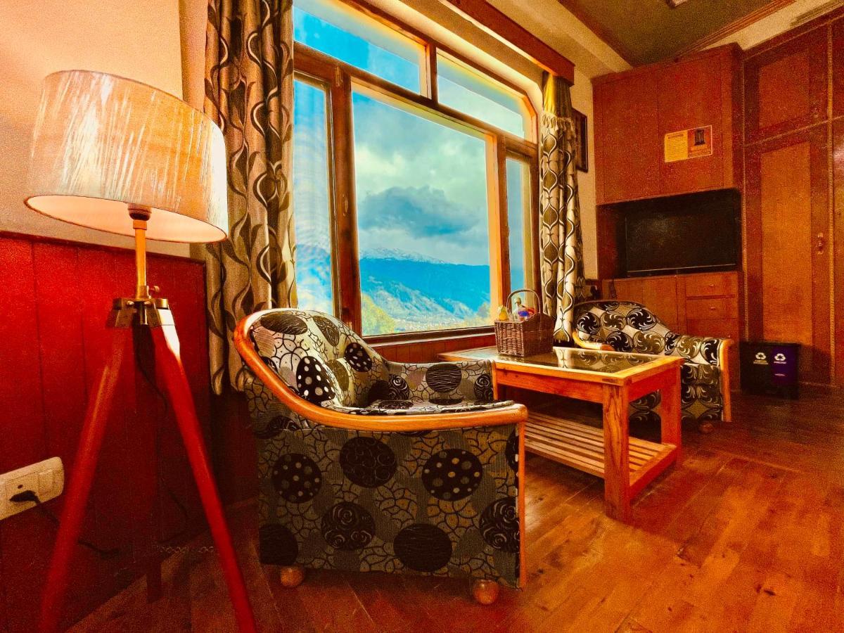 Woods Villa- A Luxury Mountains View Cottages Manali  Exterior photo