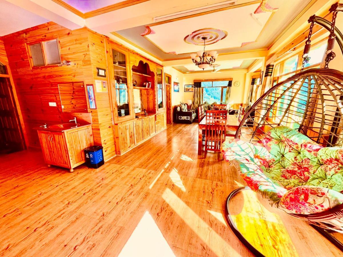 Woods Villa- A Luxury Mountains View Cottages Manali  Exterior photo