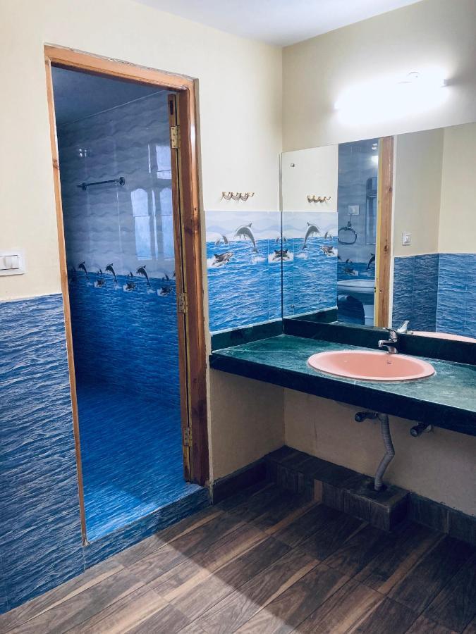 Woods Villa- A Luxury Mountains View Cottages Manali  Exterior photo